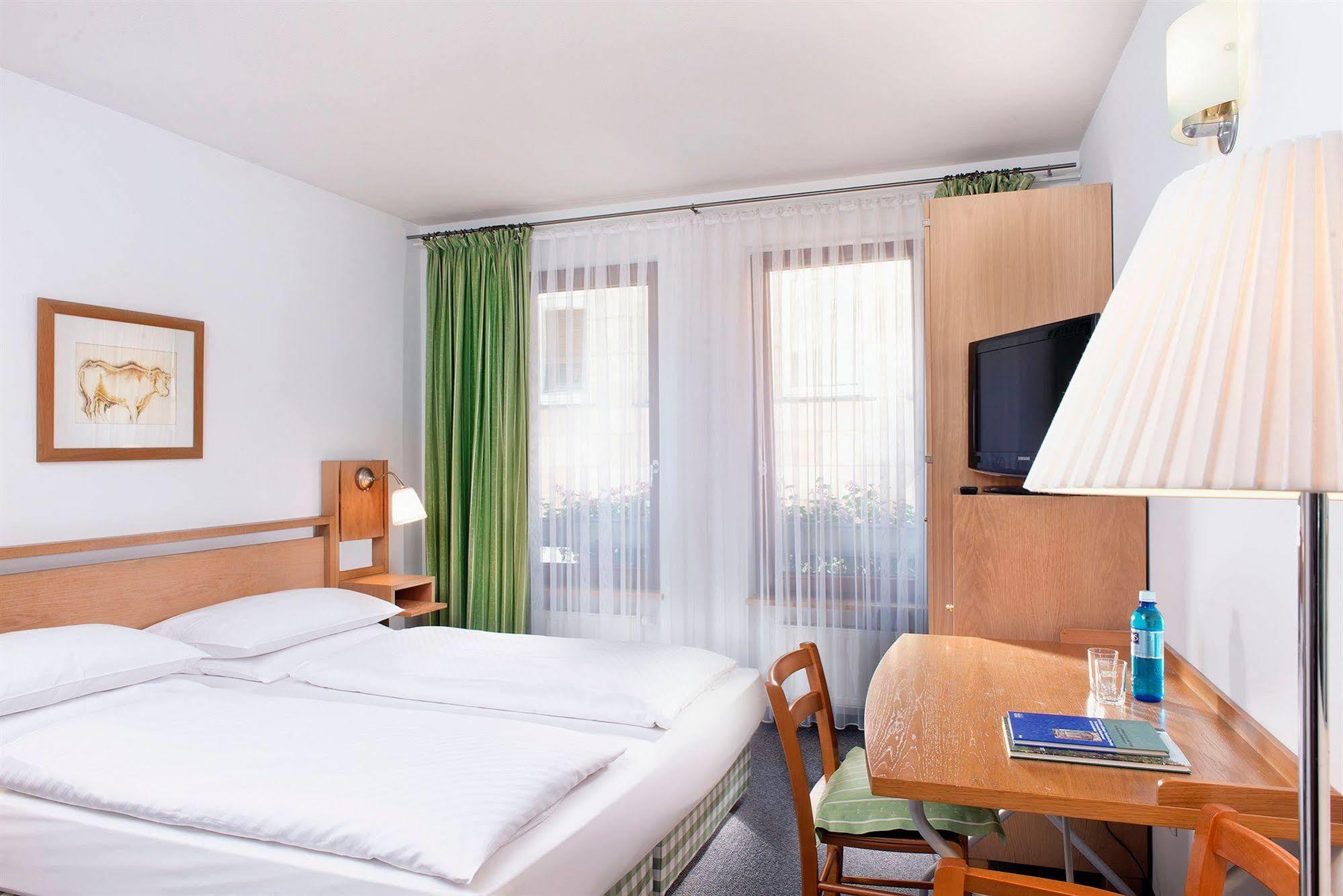 Hotel Agneshof Nuernberg Bilik gambar